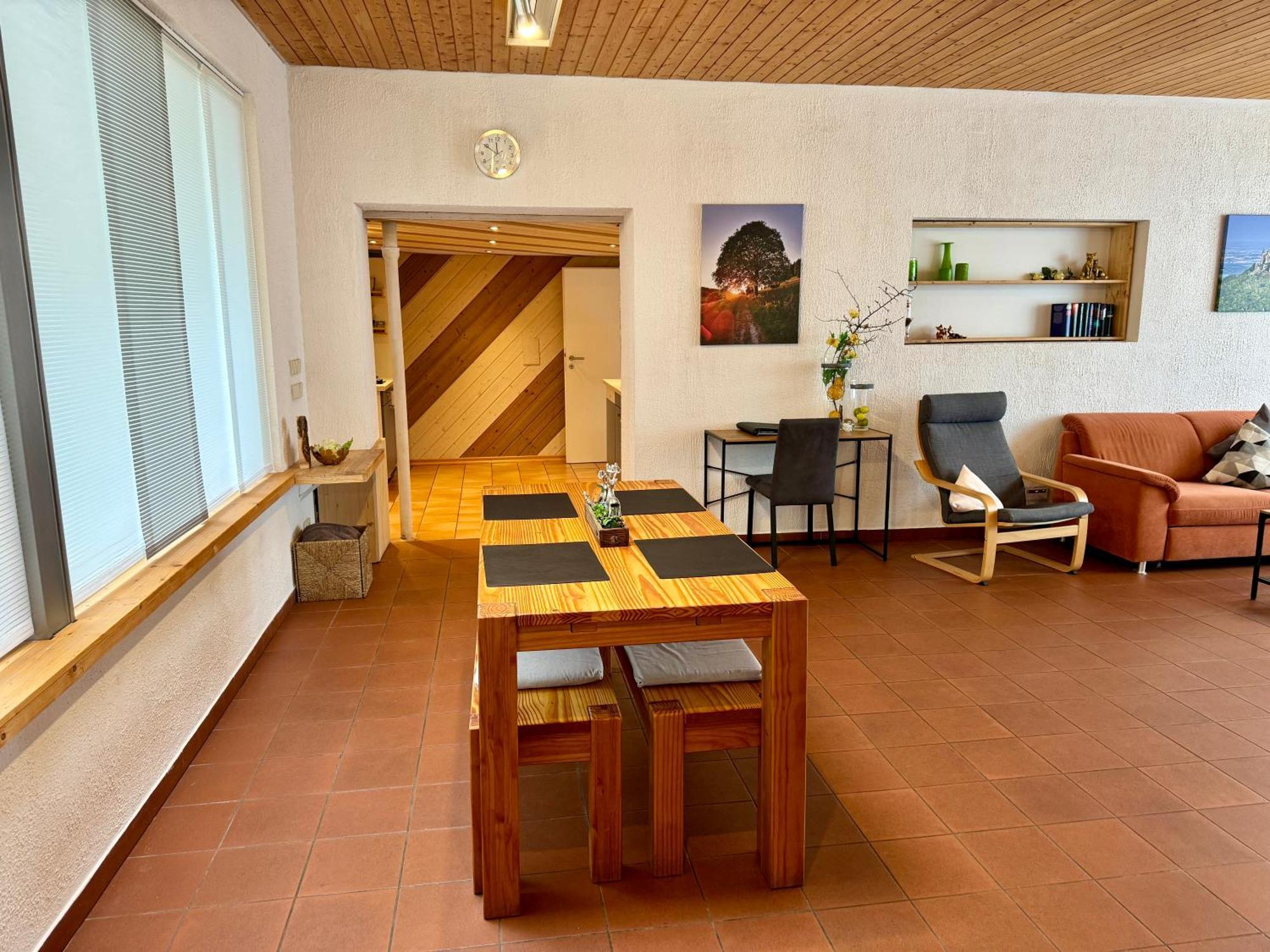 Schwabennestle - Ferienwohnung Albstadt-Onstmettingen Dış mekan fotoğraf